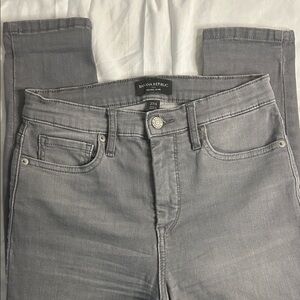 Banana Republic Women's Skinny Jeans in Light Gray